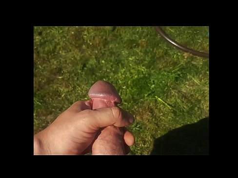 ❤️ Hot hottie får den rosa fitten hennes knullet og kommer med en sprut i en sommerhage ❤❌ Porno på porno no.pornoboden.ru ❌️